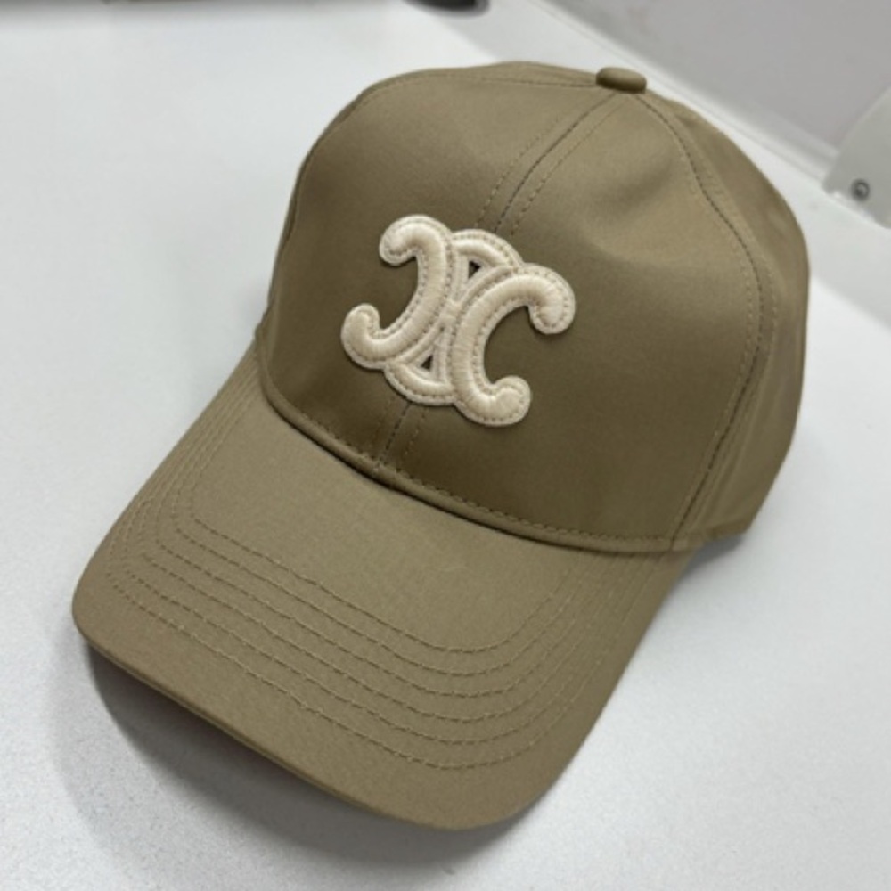 Celine fashionable baseball cap